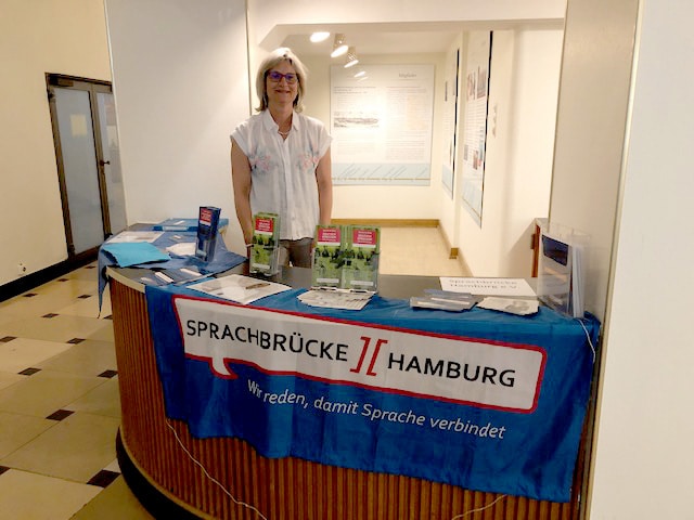 Sprachbrücke-Hamburg e.V. auf der Demokratiemesse #WirsindZukunft